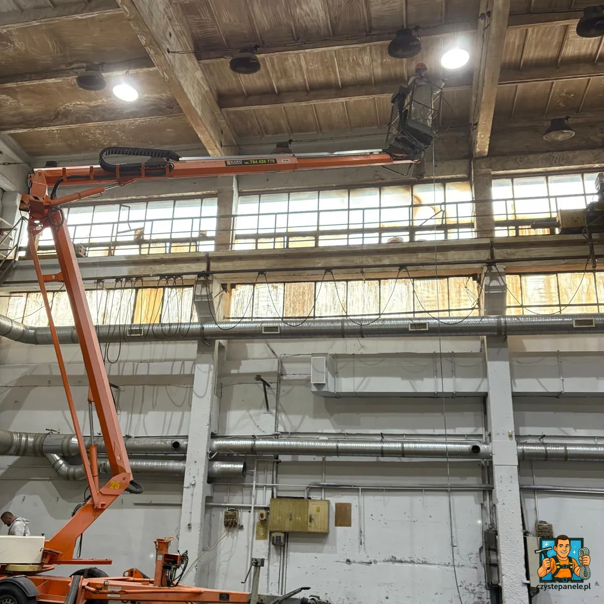 Realizacja Czyszczenie i malowanie hali Olsztyn