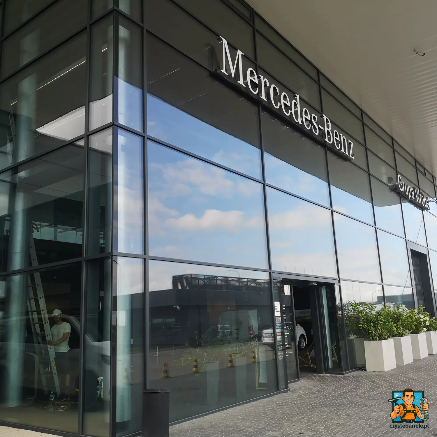 Realizacja Mycie okien w salonie samochodowym Powiat gdański